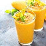 نوشیدنی انبه و موز خنک